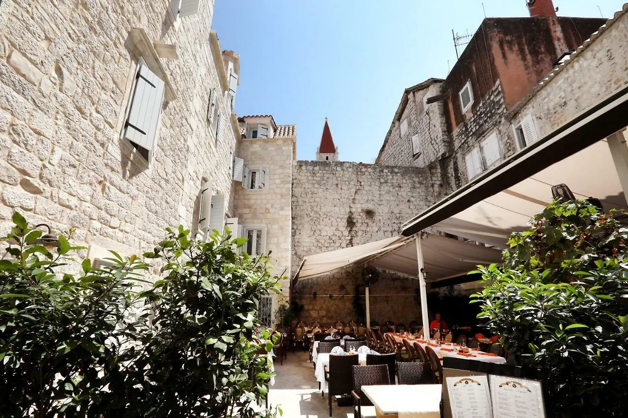 Villa Teuta Trogir