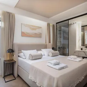 Luxury Le Prestige Few Minutes From Split's Iconic Waterfront Gasthuis Split