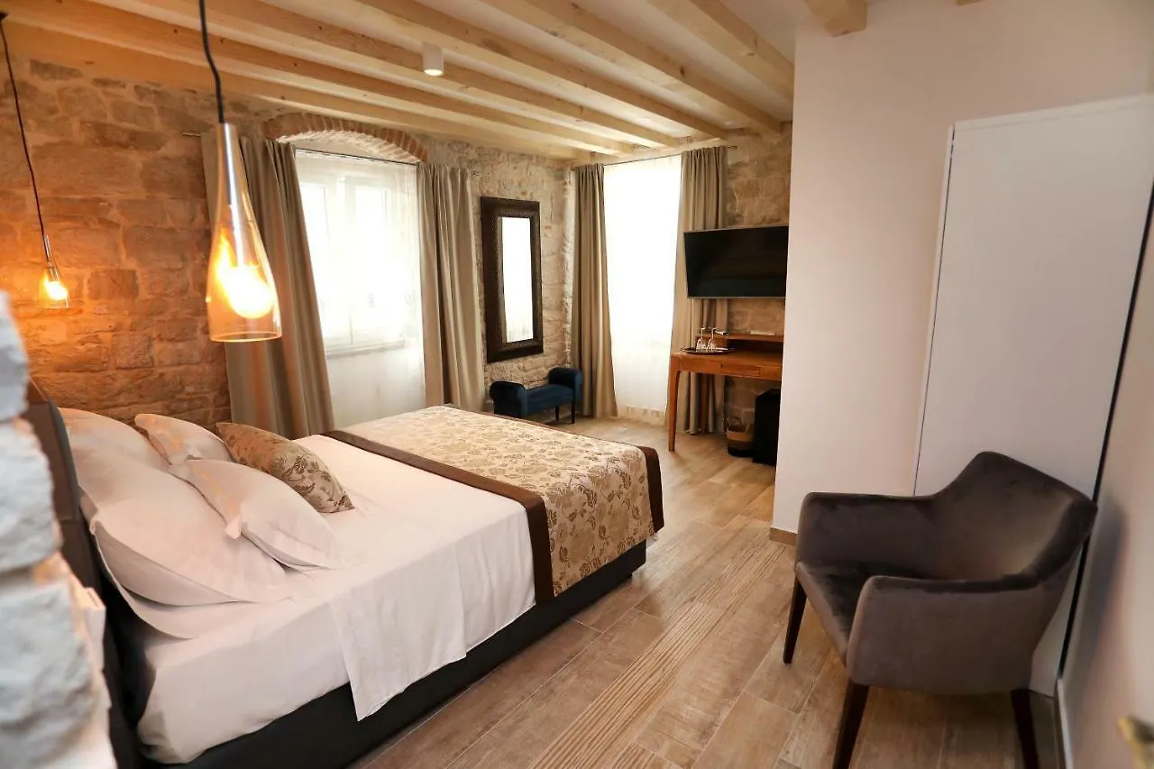 Villa Teuta Trogir Gæstehus