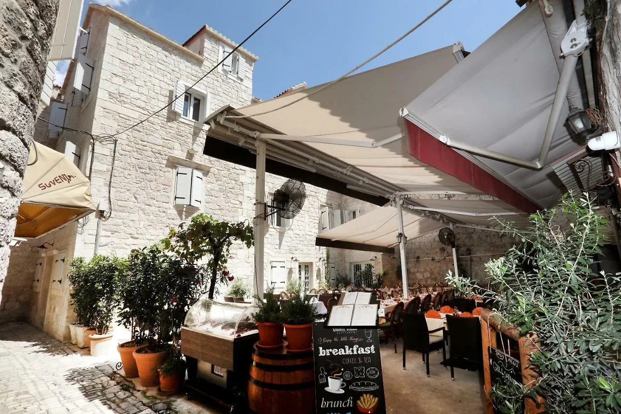 Villa Teuta Trogir Gasthuis
