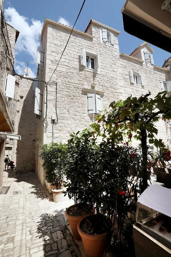 Villa Teuta Trogir