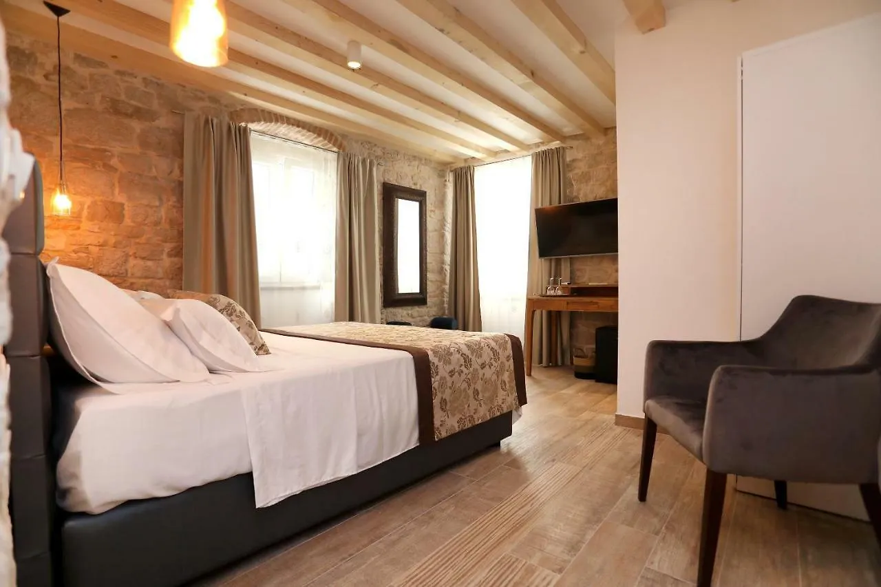 Villa Teuta Trogir Gæstehus